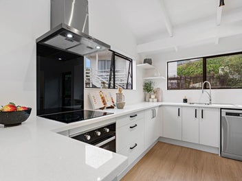 Freehold and Fabulous – Must Be Sold!