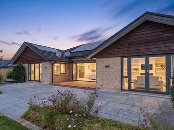 Style and Space in Superb Location