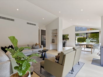 Perfect Living in Central Arrowtown