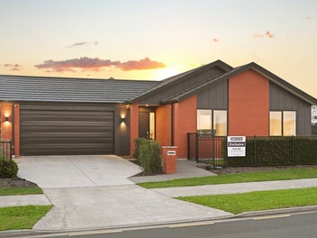 Low Maintenance | Brick Freehold | Fully Fenced