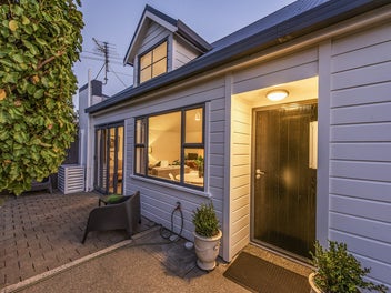 Little House, Big Heart!