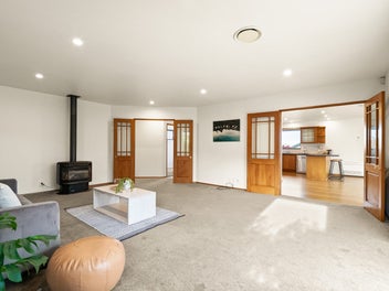 Family Living, Family Location