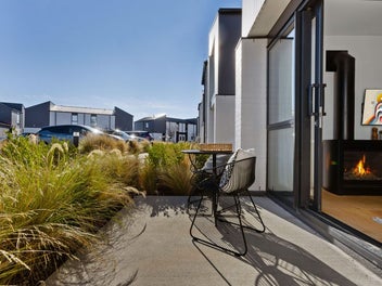 Holiday When You Want - Earn When You Don't