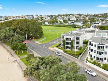 Sea Views. Ground Floor. Real Grounds.