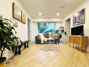 FREEHOLD Park View + Car Park + 6.5% RETURN