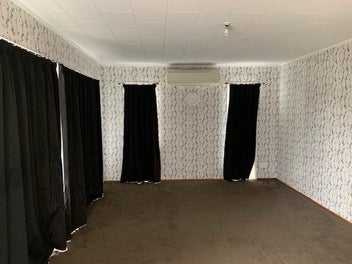 Image 1 of 10