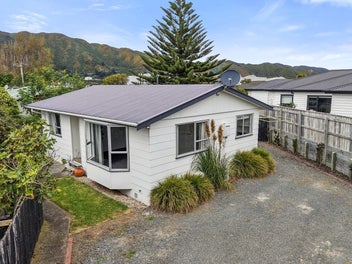 Image 1 of 20