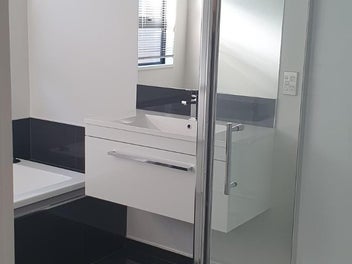 Image 1 of 10