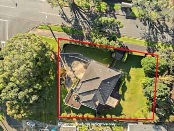 Grand Art Deco-Inspired Residence on 991m²