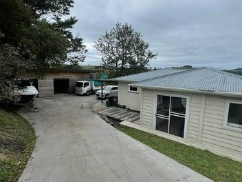 Image 1 of 17