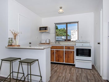 Super Sunny and Super Central...