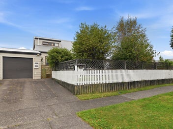 Clever Versatile Design and Great Location