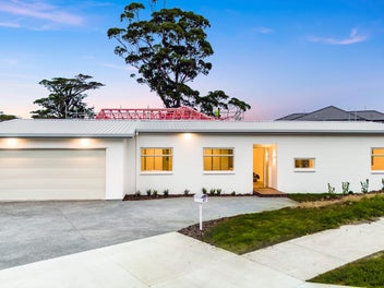 Contemporary Brick Design with Coastal Charm