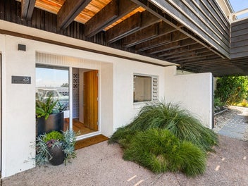 Freehold. Prime Position. One Chance.