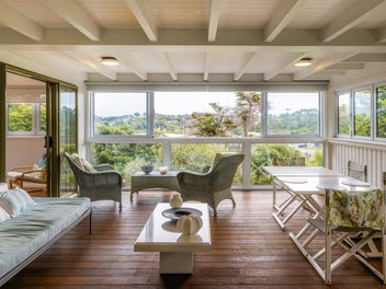 Putiki Bay Boat House