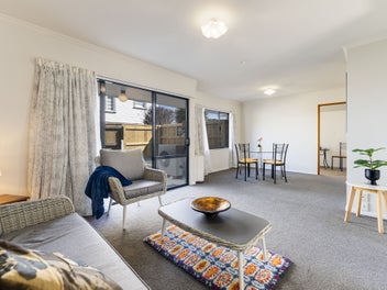 Modern Living, Prime Investment