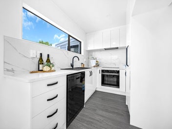 Ignore Previous Price - Urgent Sale