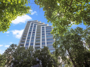 Prestigious Living - 68m² Luxury at Library 27