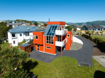Privacy, Panoramic Views, Owners Ready to Sell