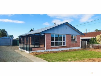 Image 1 of 27