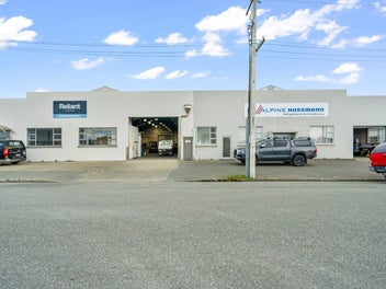Image 1 of 30