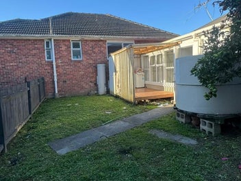 Image 1 of 8