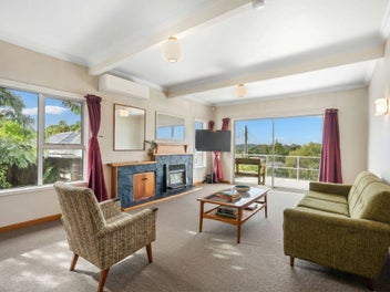 Gone to Auck - Let's Talk!