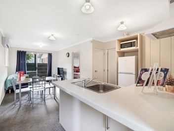 Vendors Want It Sold! Entry Gem or Invest