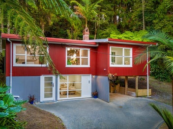 Oratia Lifestyle: Peaceful, Private, Perfect