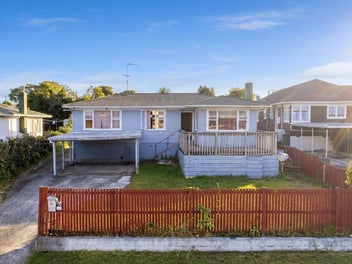 Home and Income in Great Location