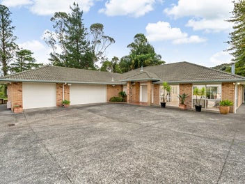 Spacious Lifestyle Living, Minutes from Albany