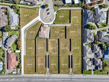 Ready to build now - Superior location!