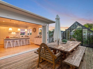 Immaculate Kiwi Dream