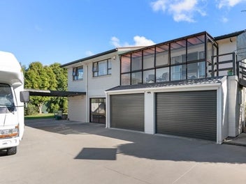 "WHEN SPACE MATTERS...1094m2 SECTION"