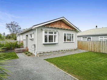 Character Charm, Modern Comfort!