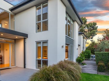 Reserve-Side Retreat!
