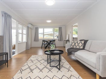 Views, vibes, poolside dreams