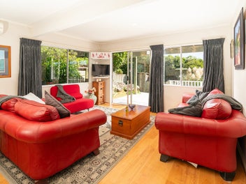 Affordable Starter with Sun & Views