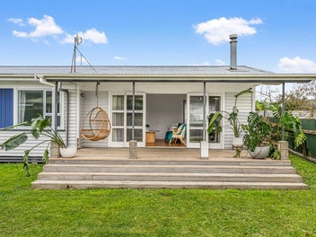 Family Comfort & Space – Ready to Move In!