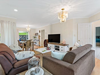 Motivated Overseas Owner - Must Be Sold