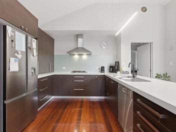 RADIATES CHARM; SO WARM and INVITING!