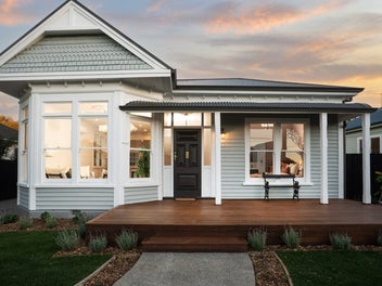 The Absolute X-Factor Beckenham Villa!