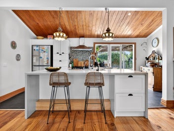 Affordable Character Living on an Acre