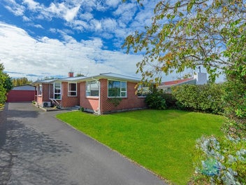 Smart First Home/Investment in a Leafy Street