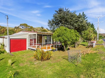 Your classic kiwi crib awaits