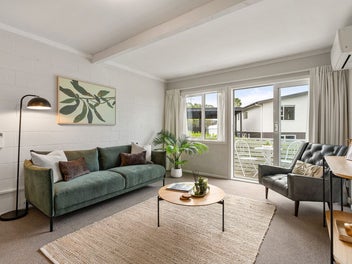 Smart Buying in Bloomsbury Grove