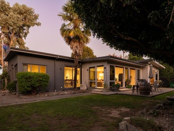 Private Oasis in a Top Location