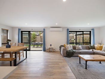 Must Go - Owner Leaving Town