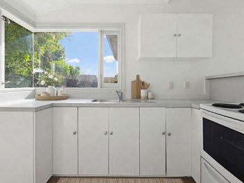 Terraced Grey Lynn Deckside Living