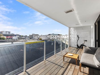 Sun-Filled, North-Facing Mt Eden Apartment